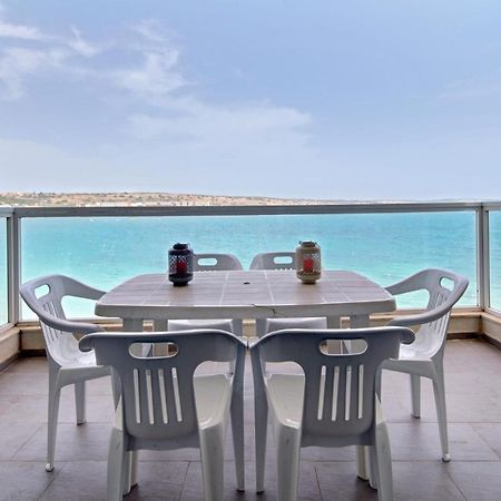 Beachfront Pretty Holiday Home Mellieħa Zewnętrze zdjęcie